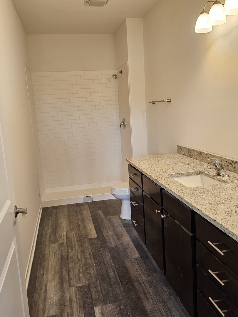 11 Apollo Court, Tinley Park, IL 60477