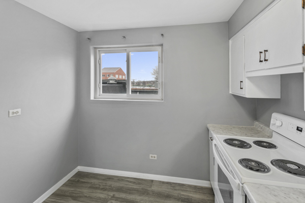 3011 W 87th Street, Evergreen Park, IL 60805