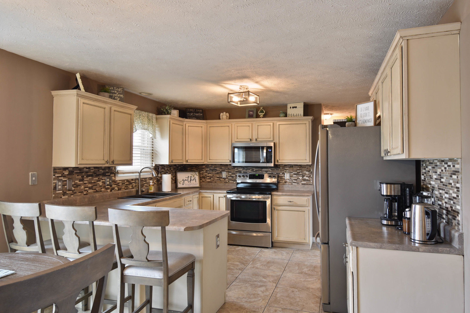 1820 Marina Drive, Normal, IL 61761