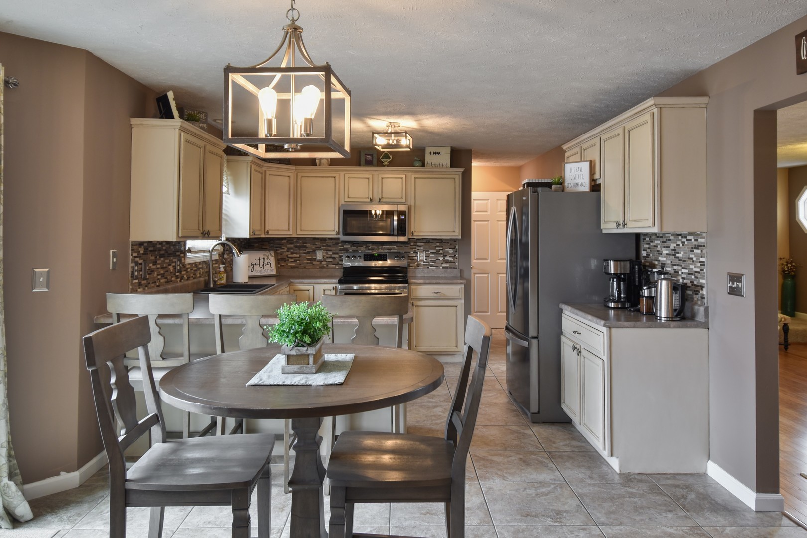 1820 Marina Drive, Normal, IL 61761