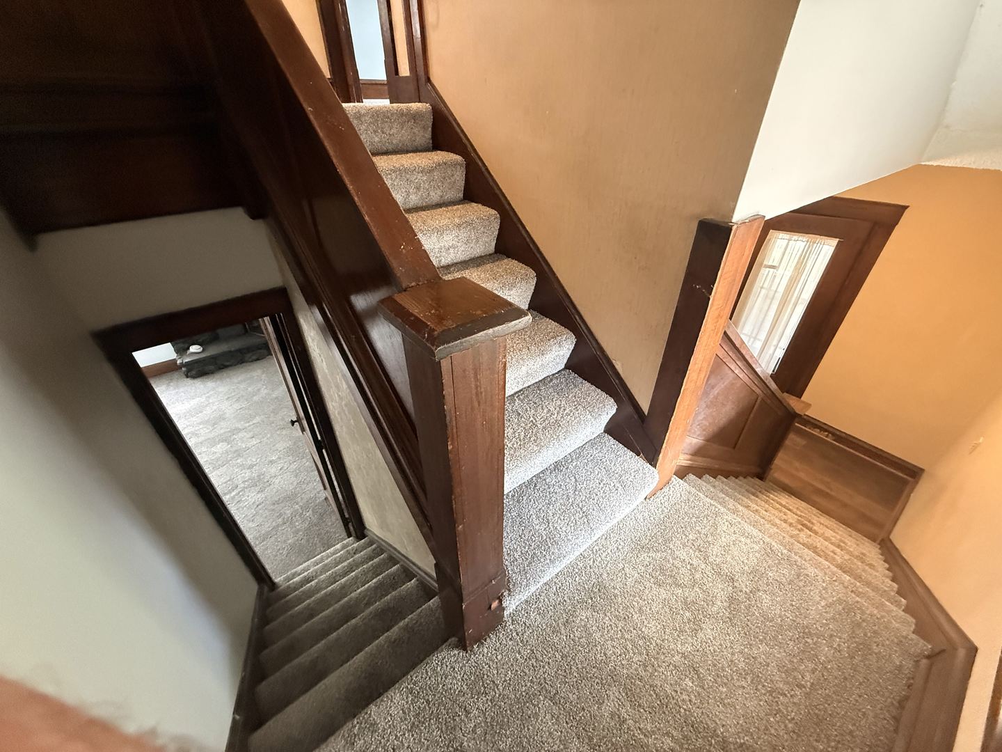 1007 Low Street, Bloomington, IL 61701