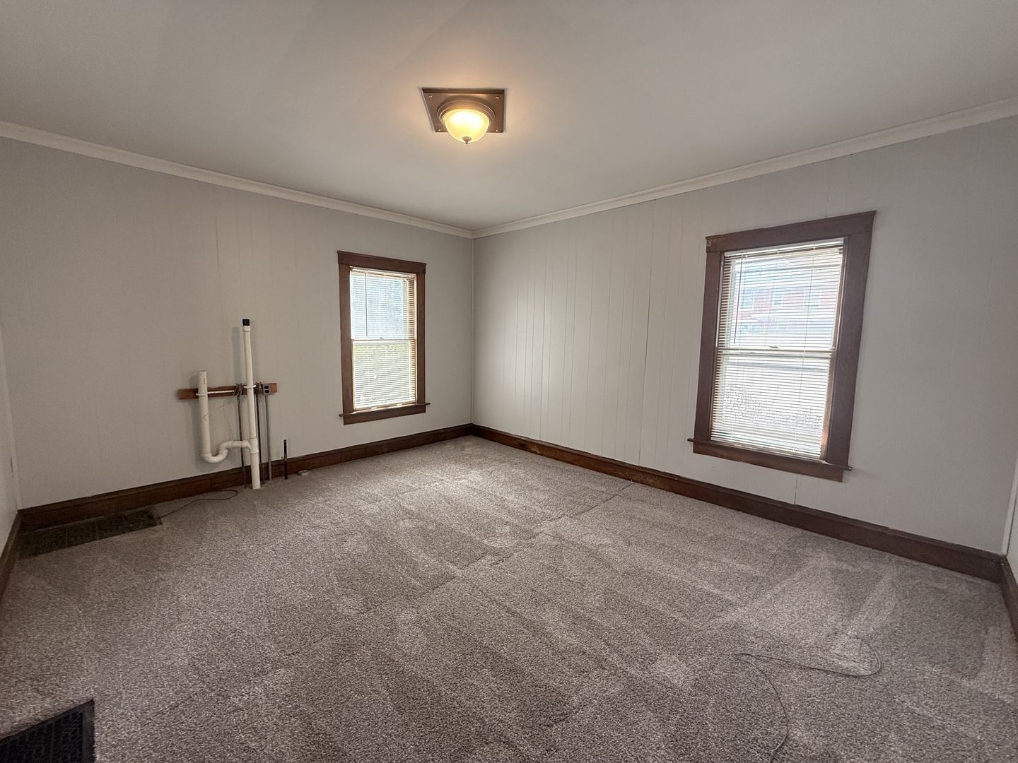 1007 Low Street, Bloomington, IL 61701