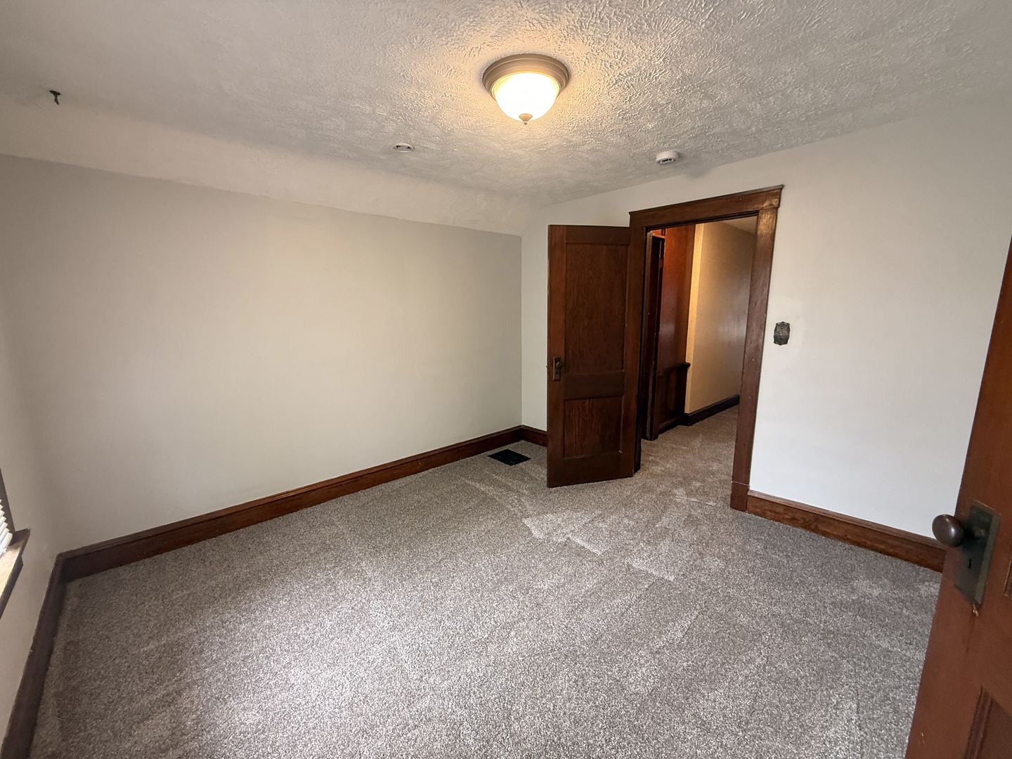 1007 Low Street, Bloomington, IL 61701