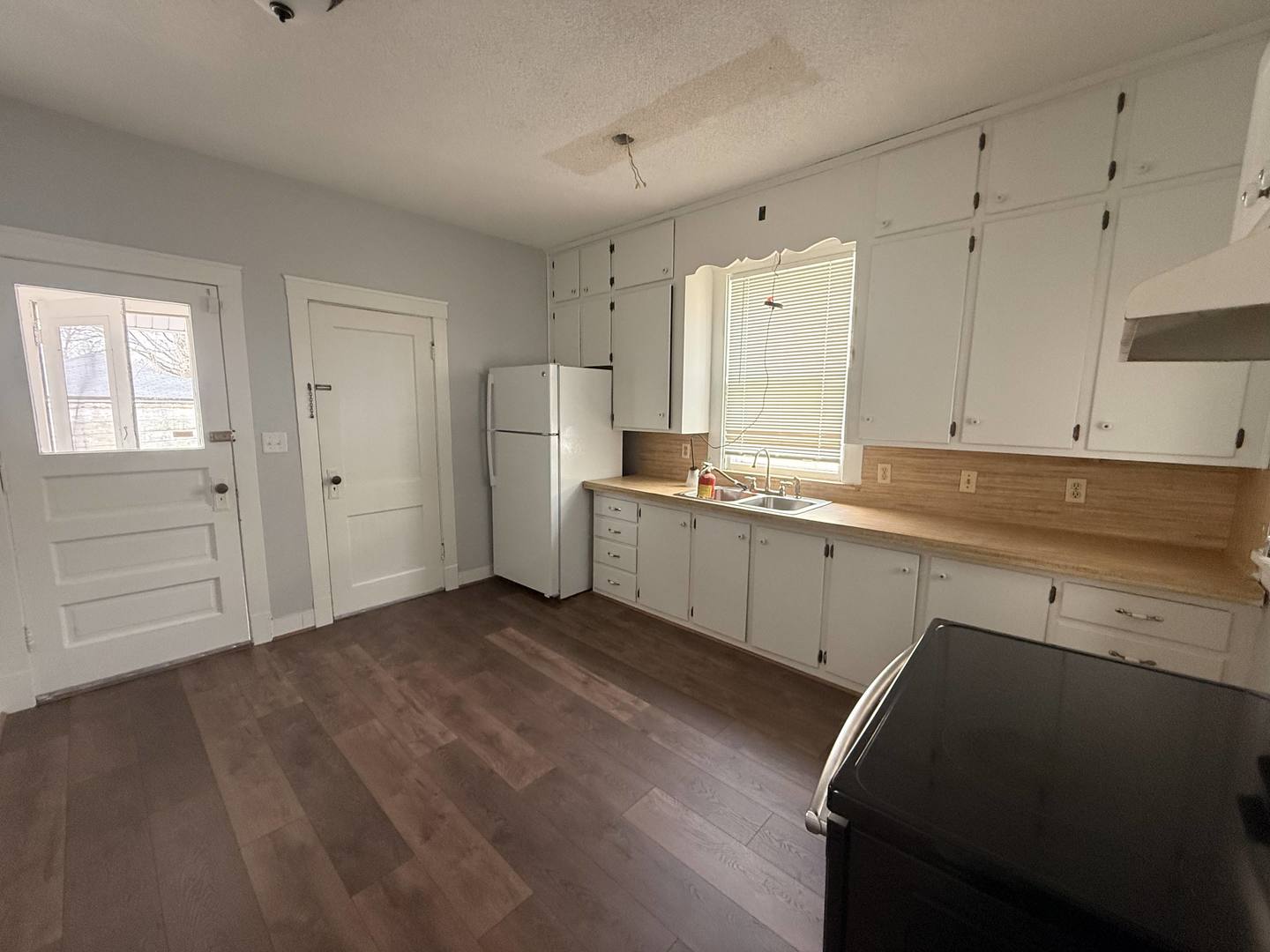 1007 Low Street, Bloomington, IL 61701