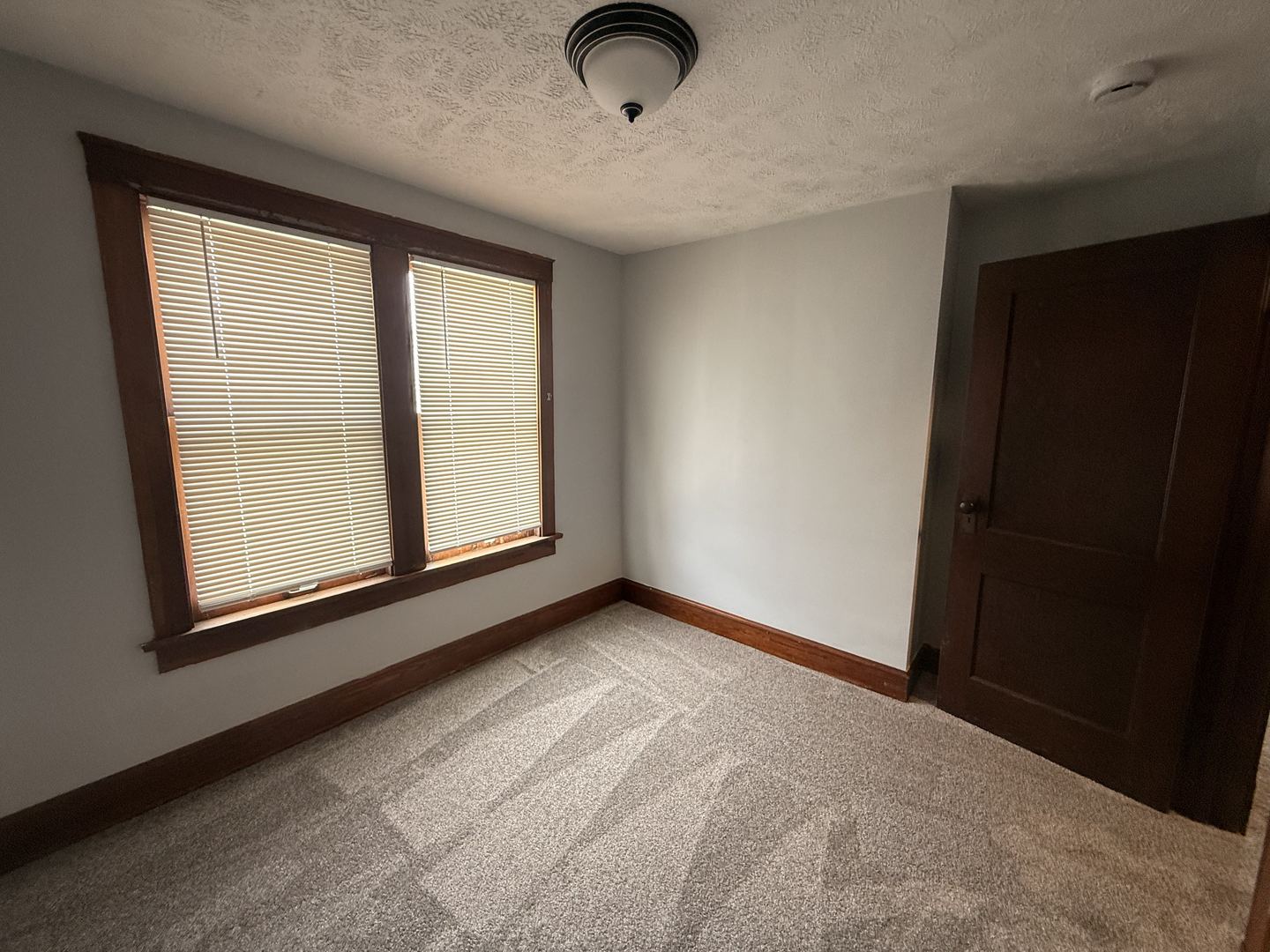 1007 Low Street, Bloomington, IL 61701