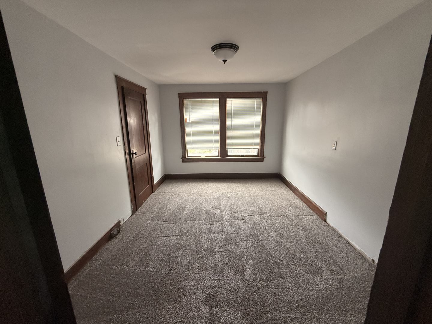 1007 Low Street, Bloomington, IL 61701