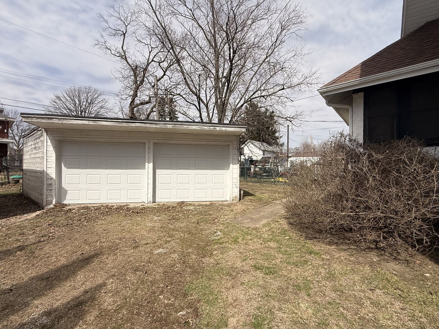 1007 Low Street, Bloomington, IL 61701