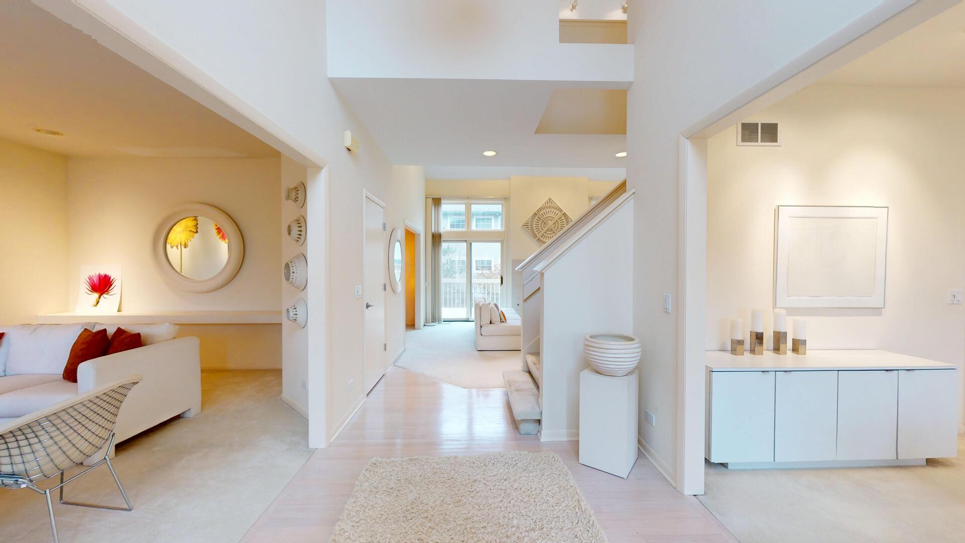 9S310 Woodcreek Place, Downers Grove, IL 60516