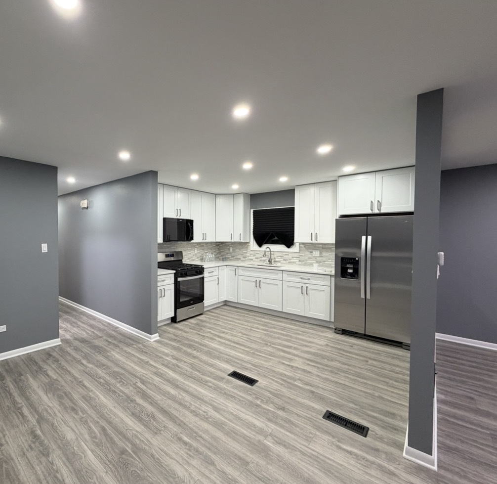 9534 S Yale Avenue, Chicago, IL 60628