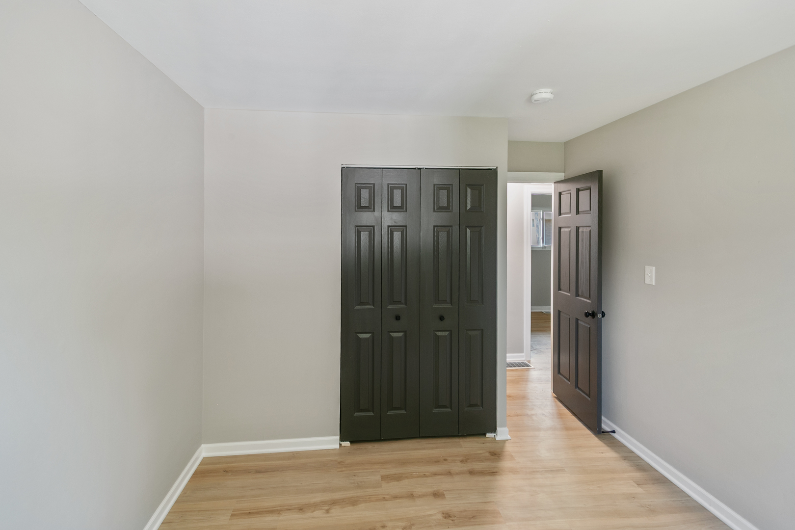 118 Windsor Lane, Glendale Heights, IL 60139