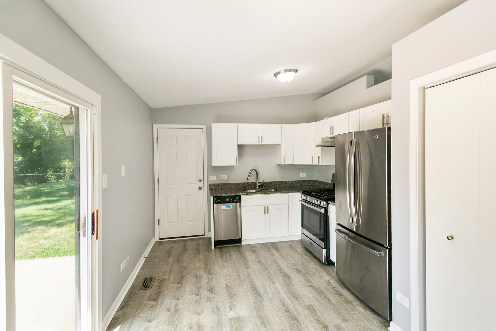 856 Notre Dame Drive, Matteson, IL 60443