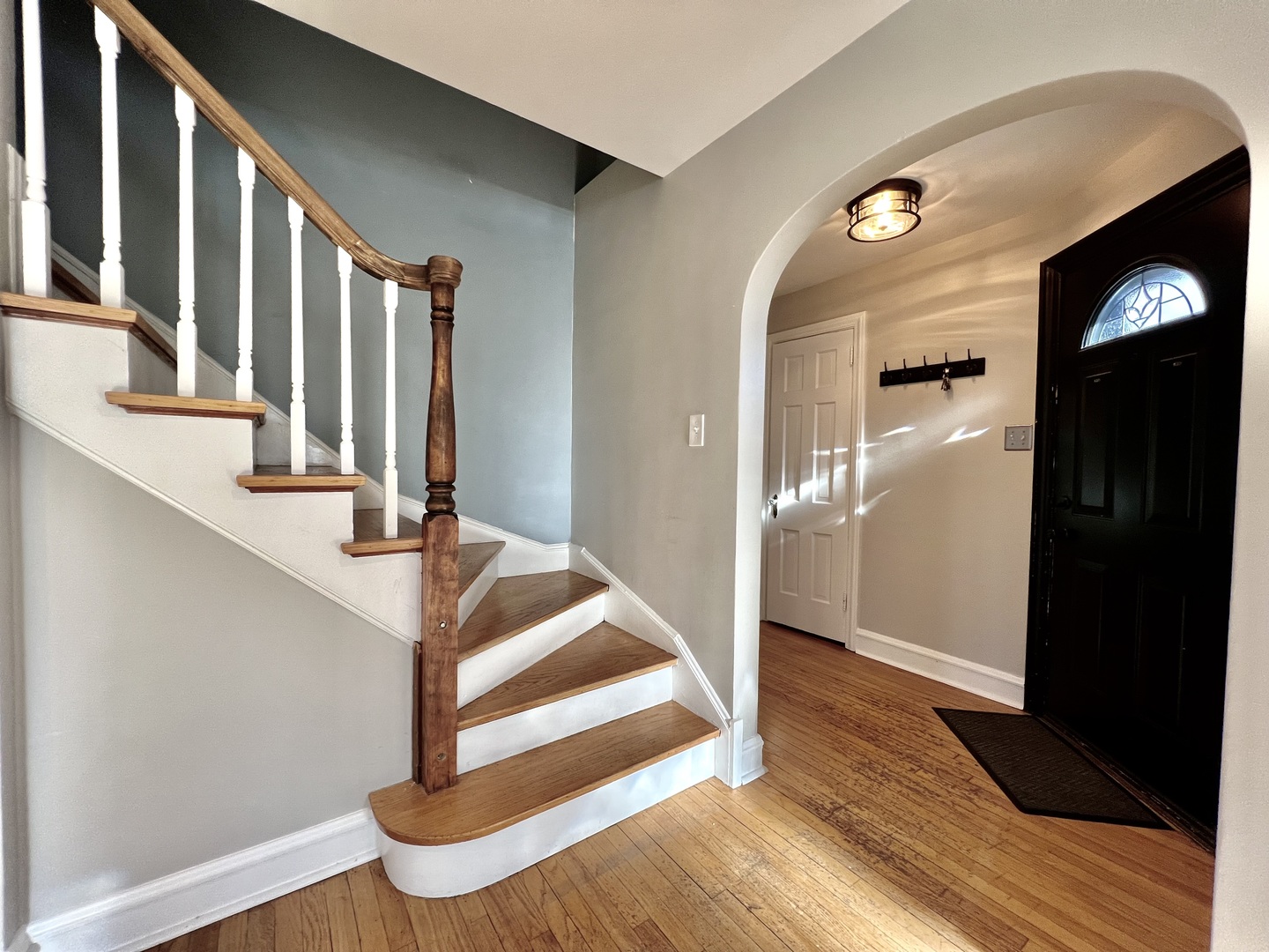 9210 S Trumbull Avenue, Evergreen Park, IL 60805