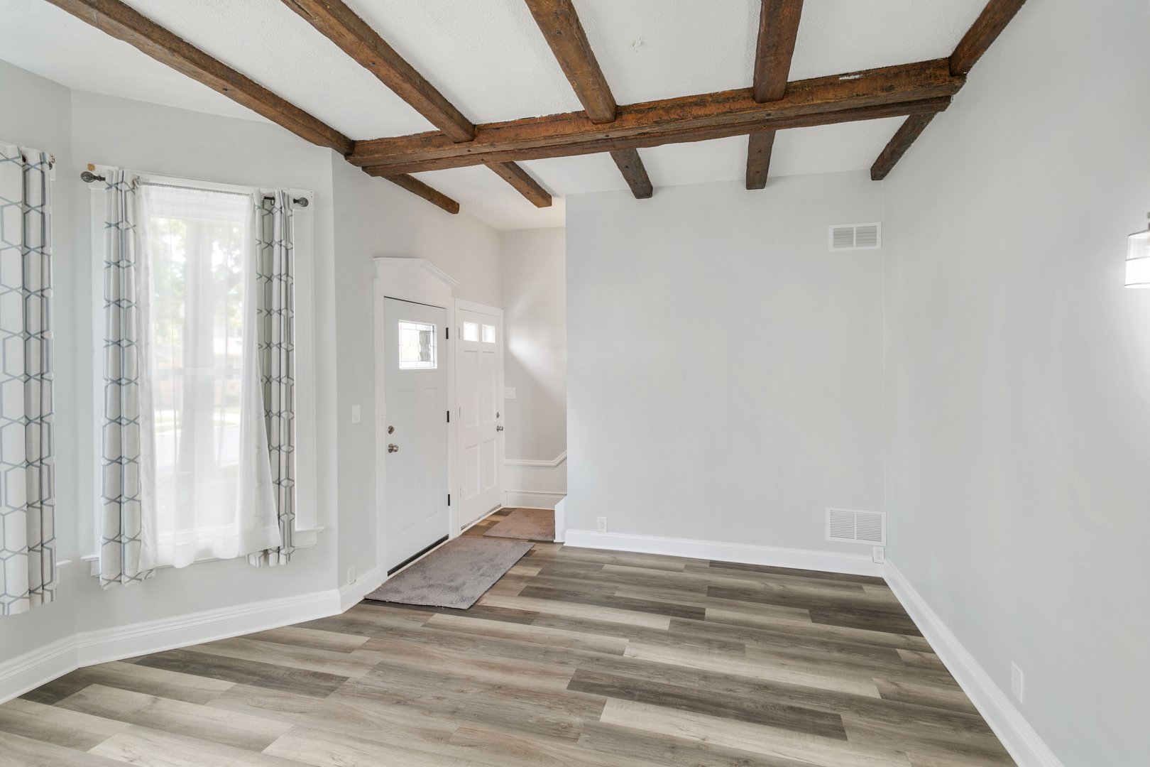 9412 S Homan Avenue, Evergreen Park, IL 60805