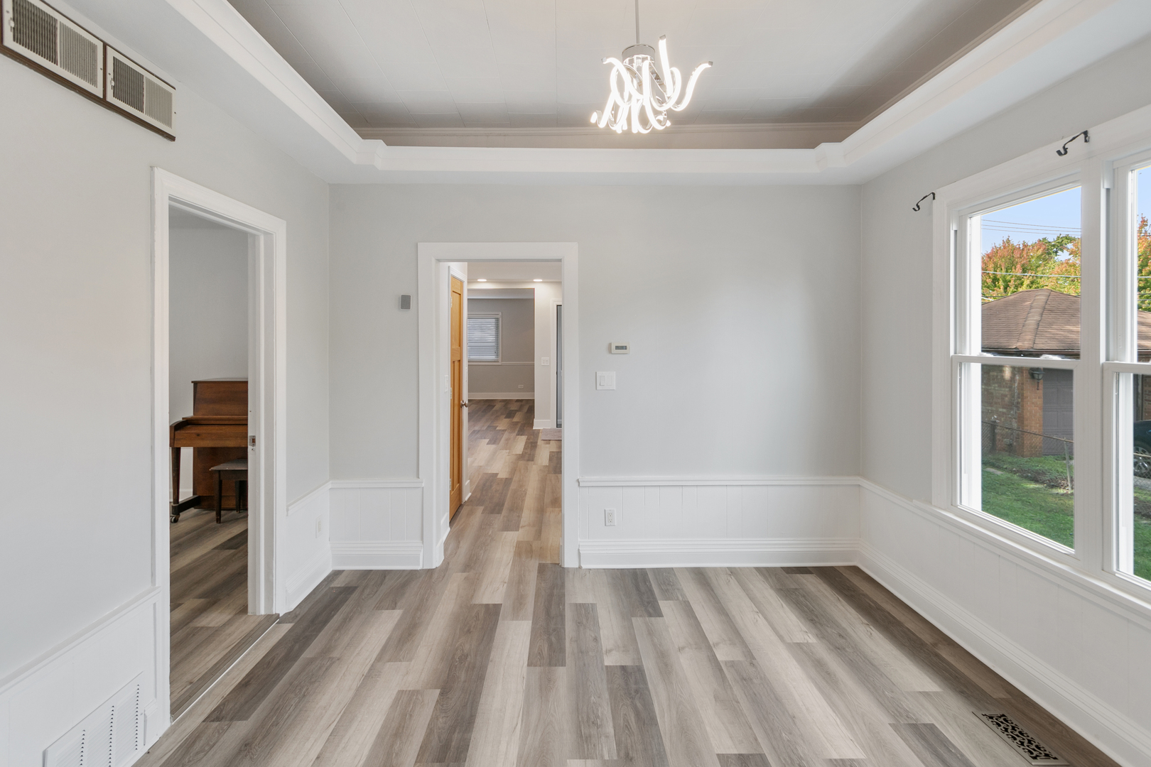 9412 S Homan Avenue, Evergreen Park, IL 60805