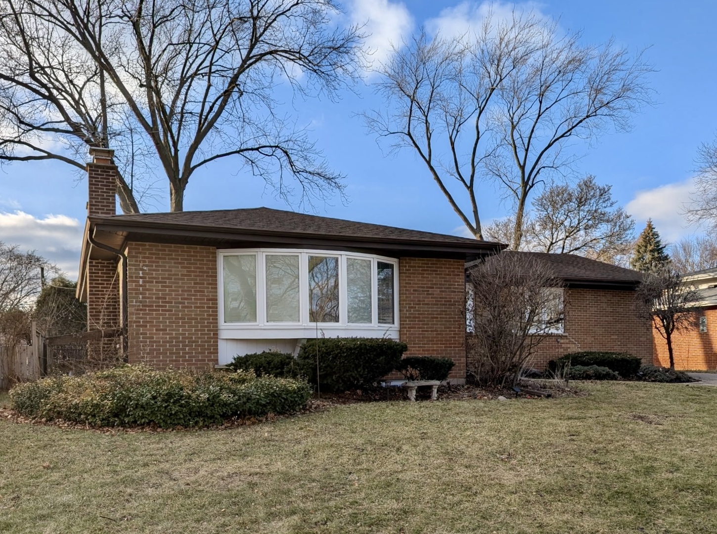 Arlington Heights, IL 60004