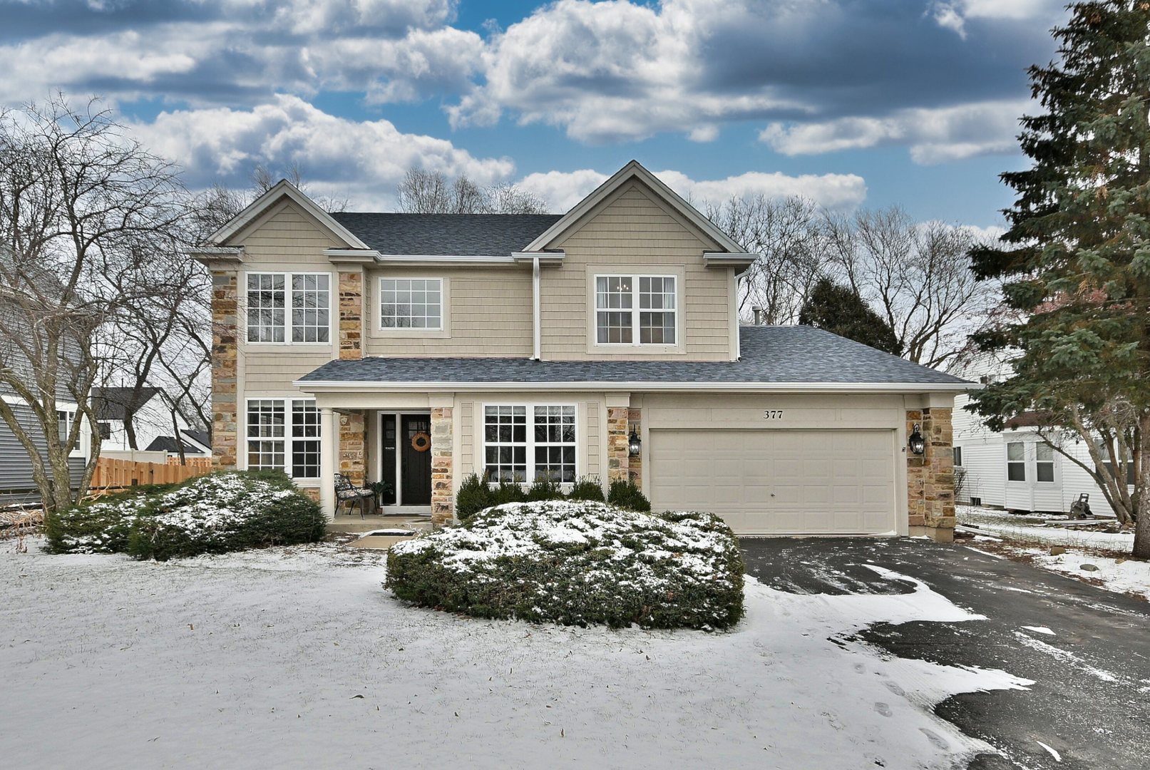 377 Geneva Lane, Cary, IL 60013