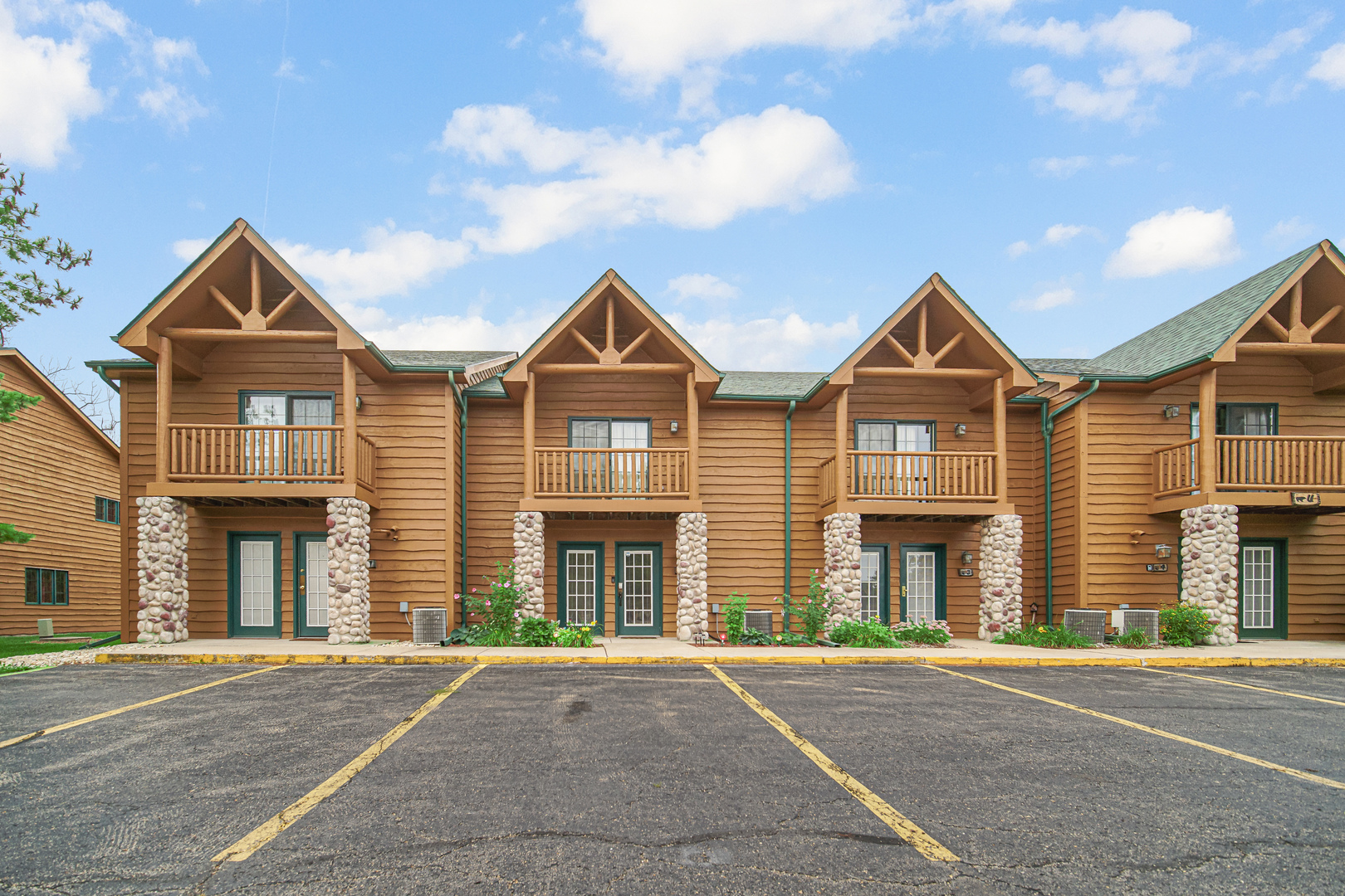 2643 N Il Route 178 Highway #U-2, Utica, IL 61373