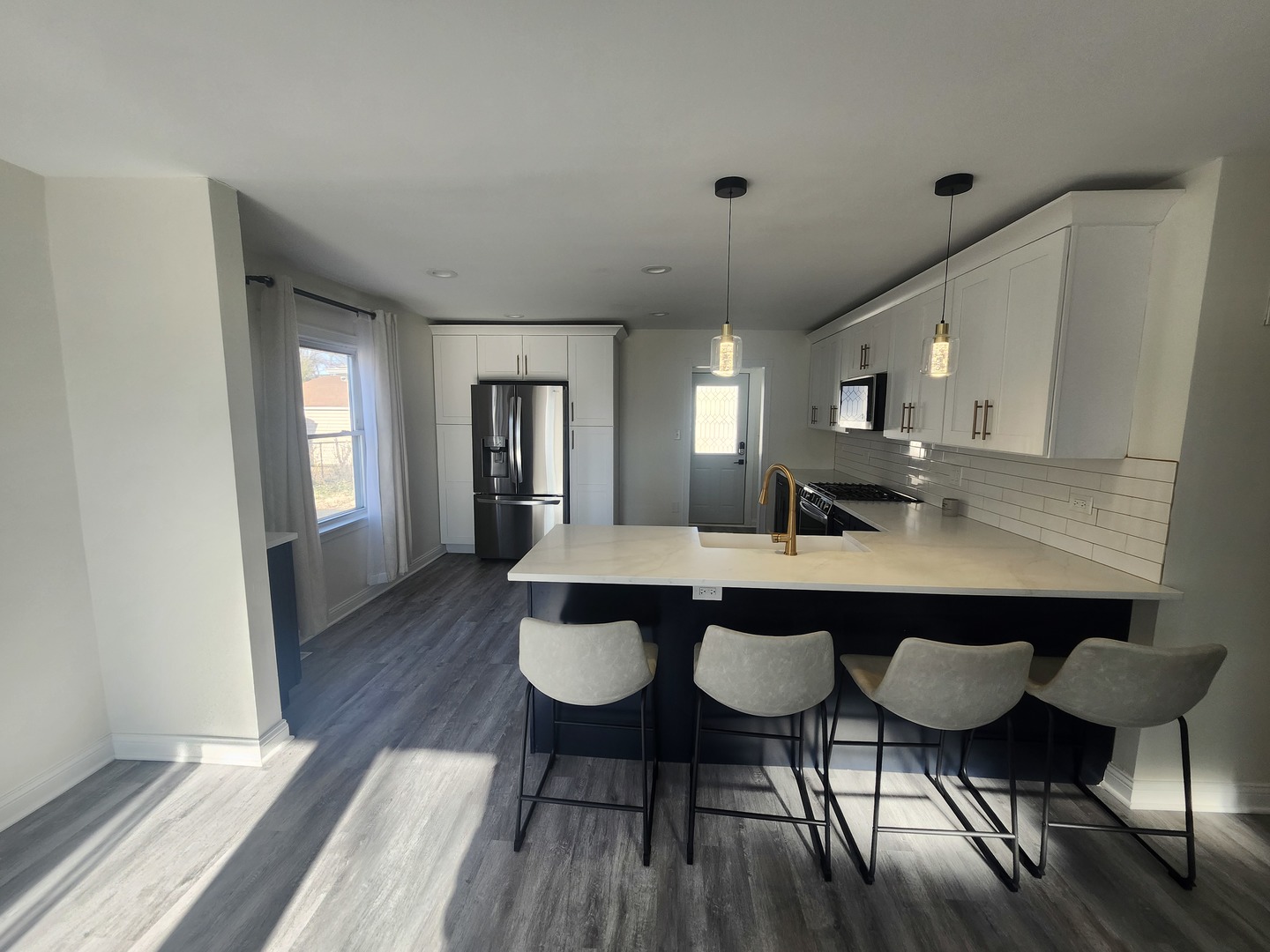 110 Cedar Circle, Streamwood, IL 60107