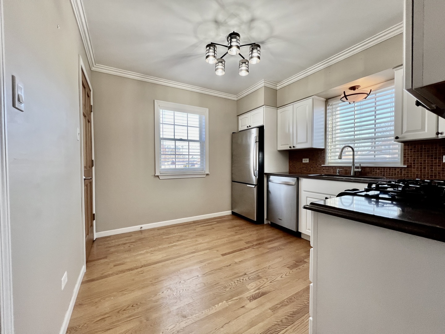 10223 S Spaulding Avenue, Evergreen Park, IL 60805