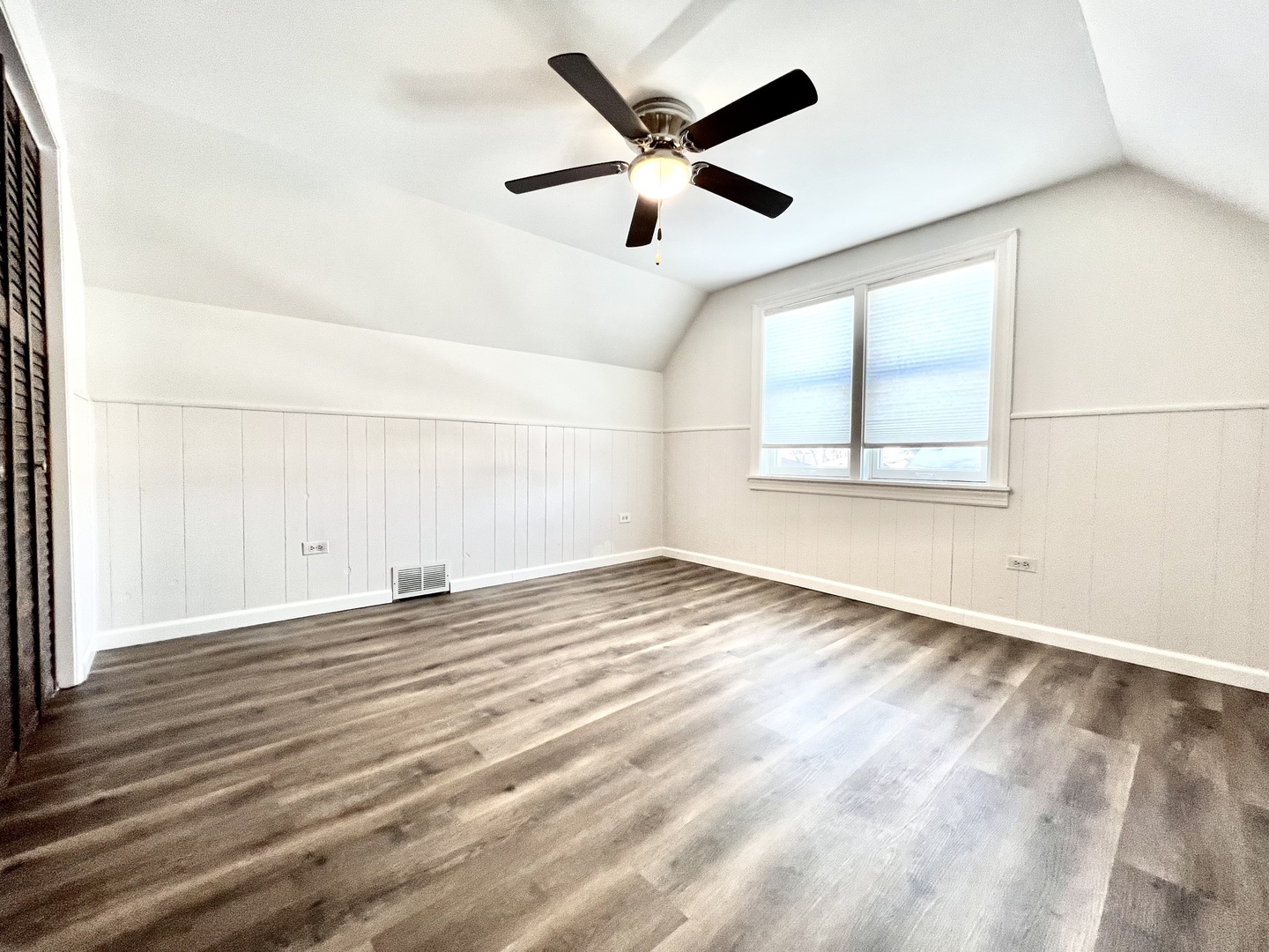 10223 S Spaulding Avenue, Evergreen Park, IL 60805