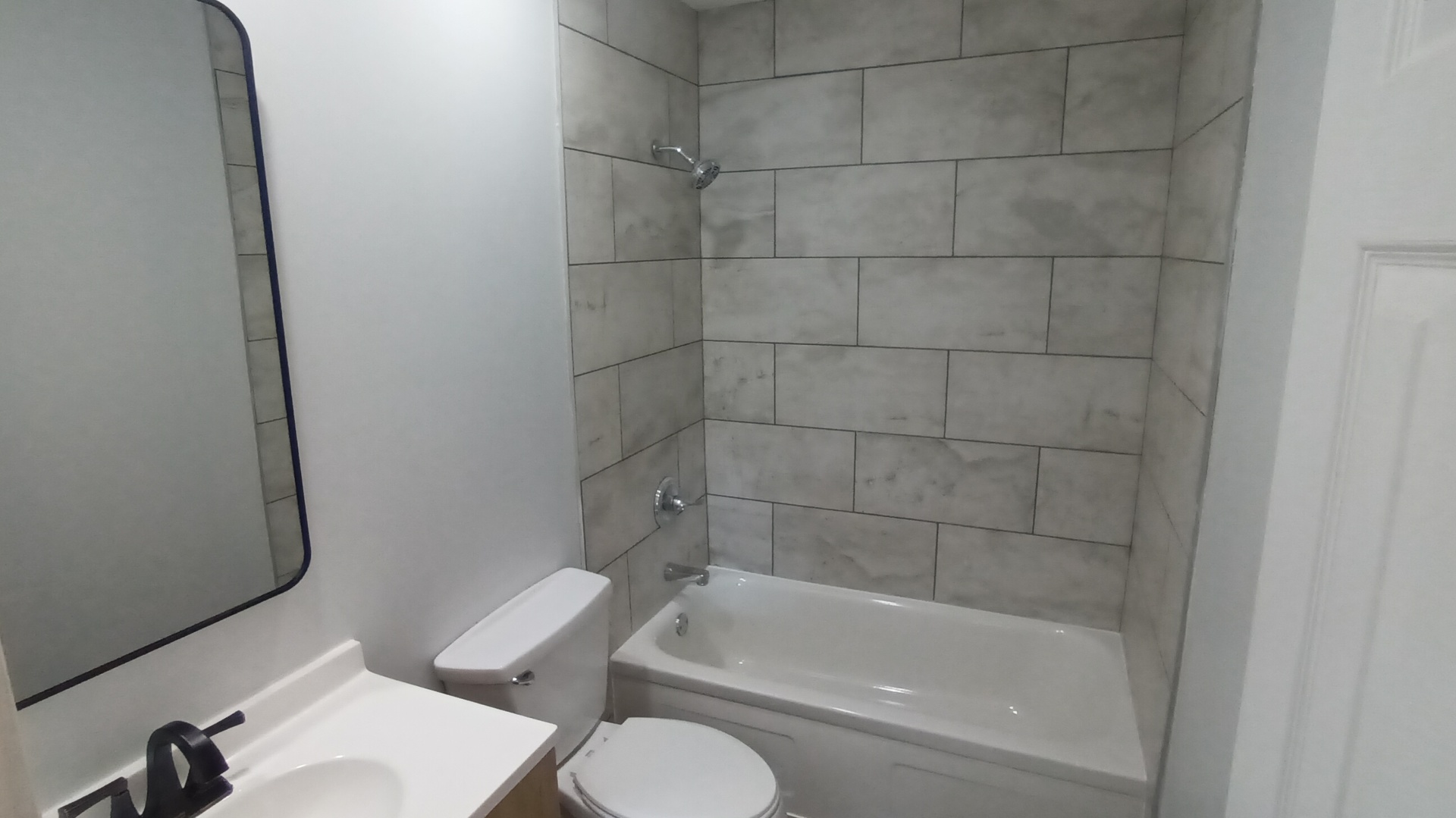 1307 Glenwood Road, Bloomington, IL 61704