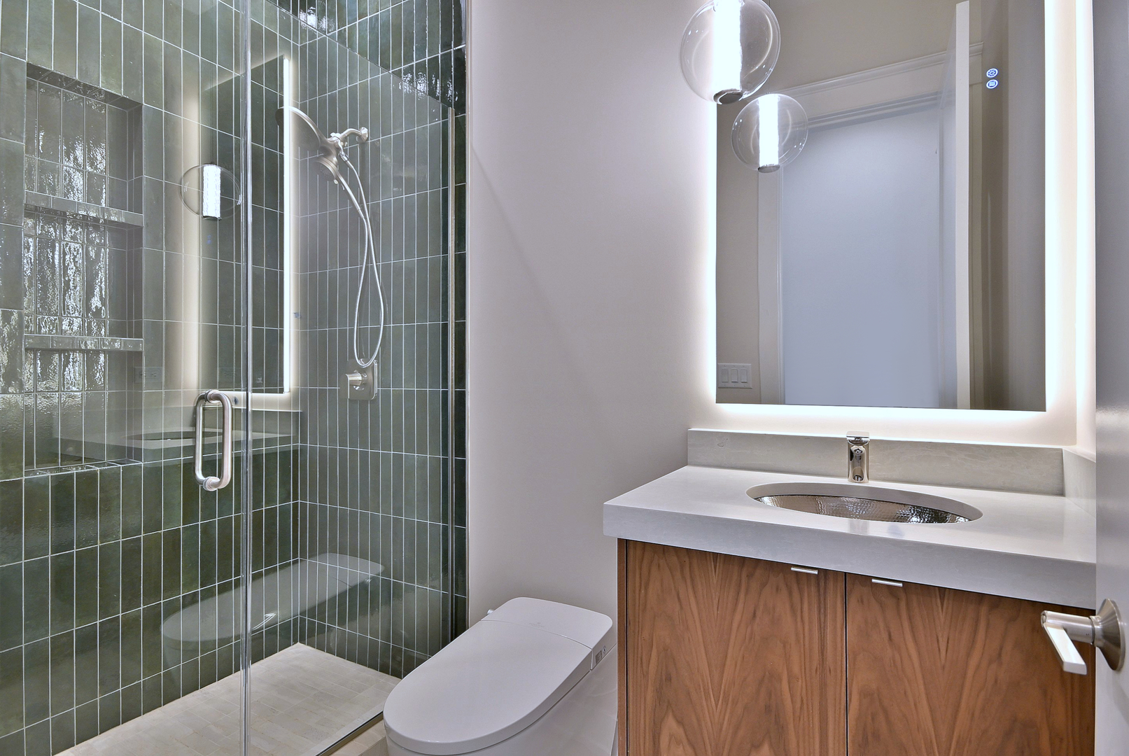 456 Elm Street, Elmhurst, IL 60126