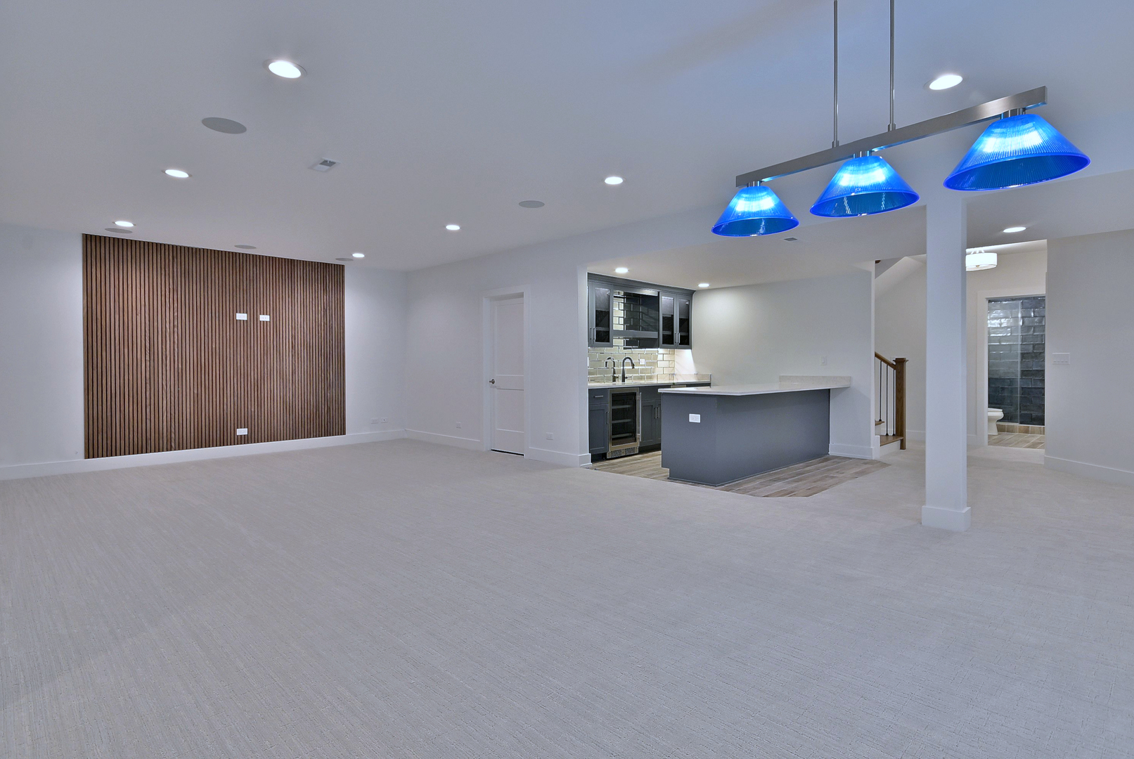 456 Elm Street, Elmhurst, IL 60126