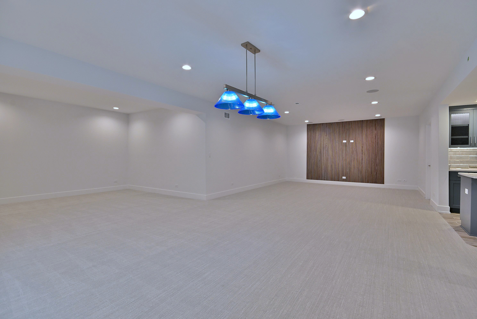 456 Elm Street, Elmhurst, IL 60126