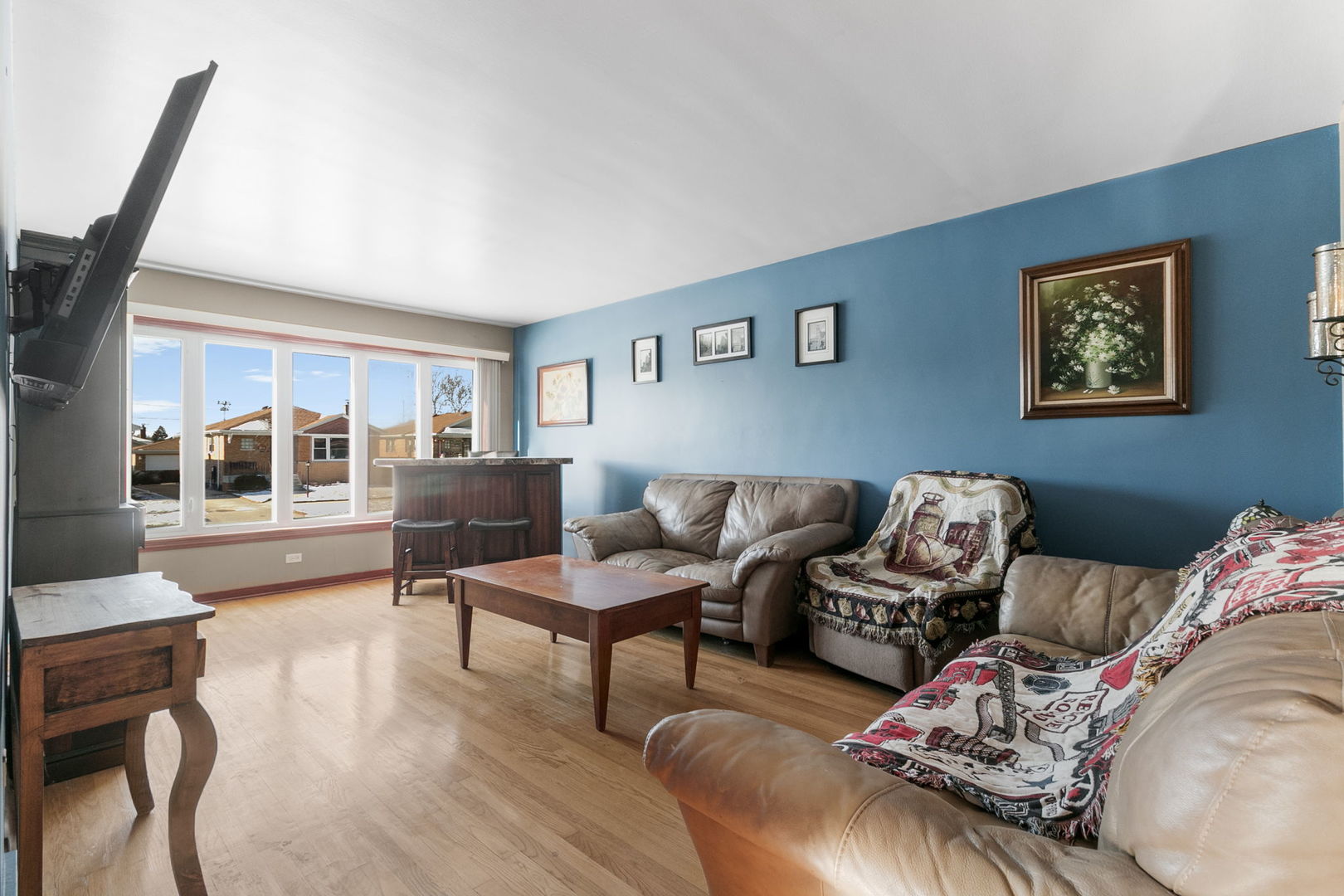 8531 S Kenton Avenue, Chicago, IL 60652