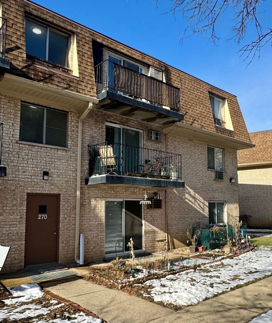 270 Shorewood Drive #GA, Glendale Heights, IL 60139