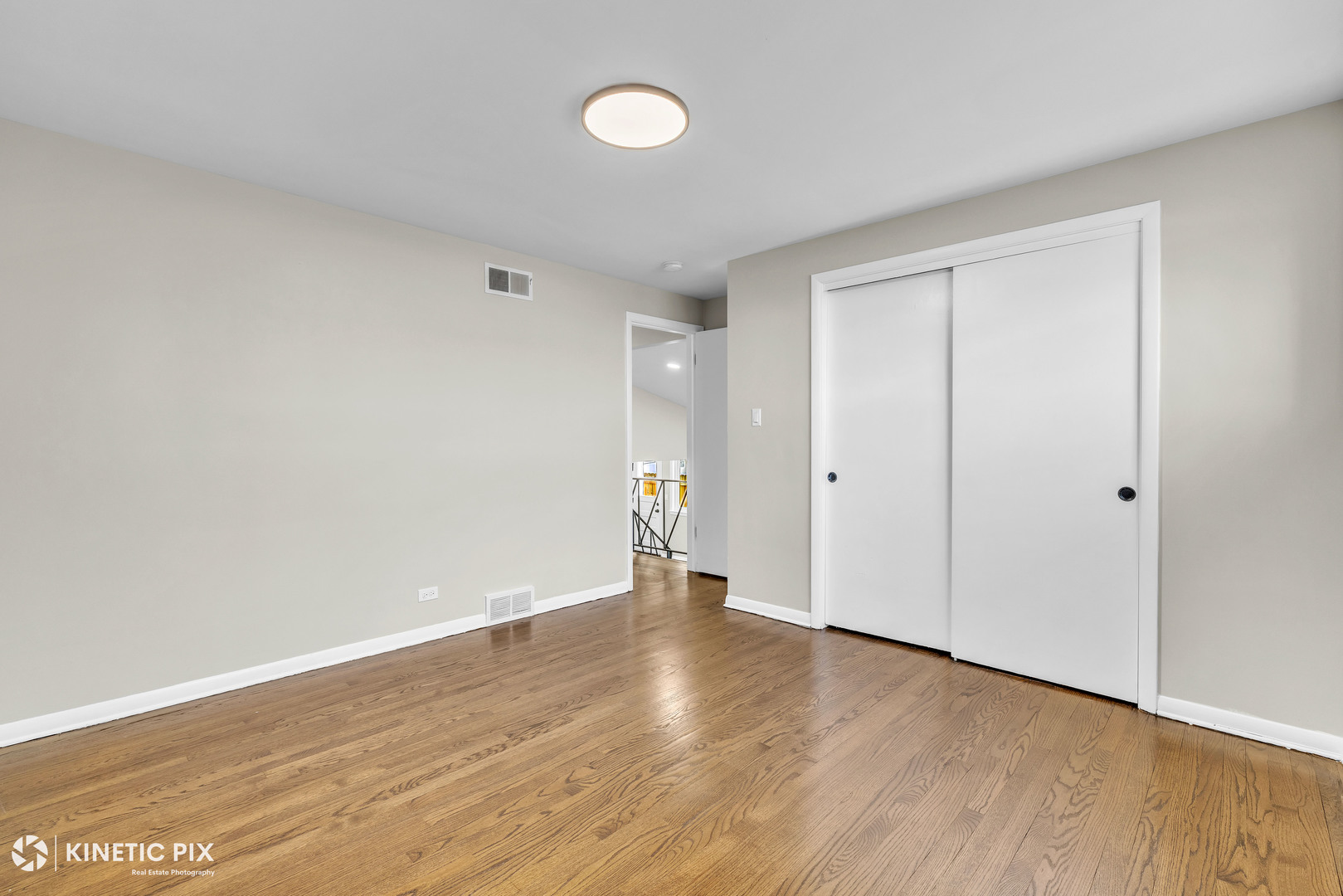 11011 W Roosevelt Road, Westchester, IL 60154