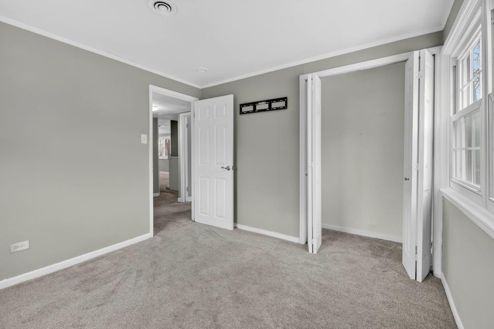 5016 Oak Center Drive, Oak Lawn, IL 60453