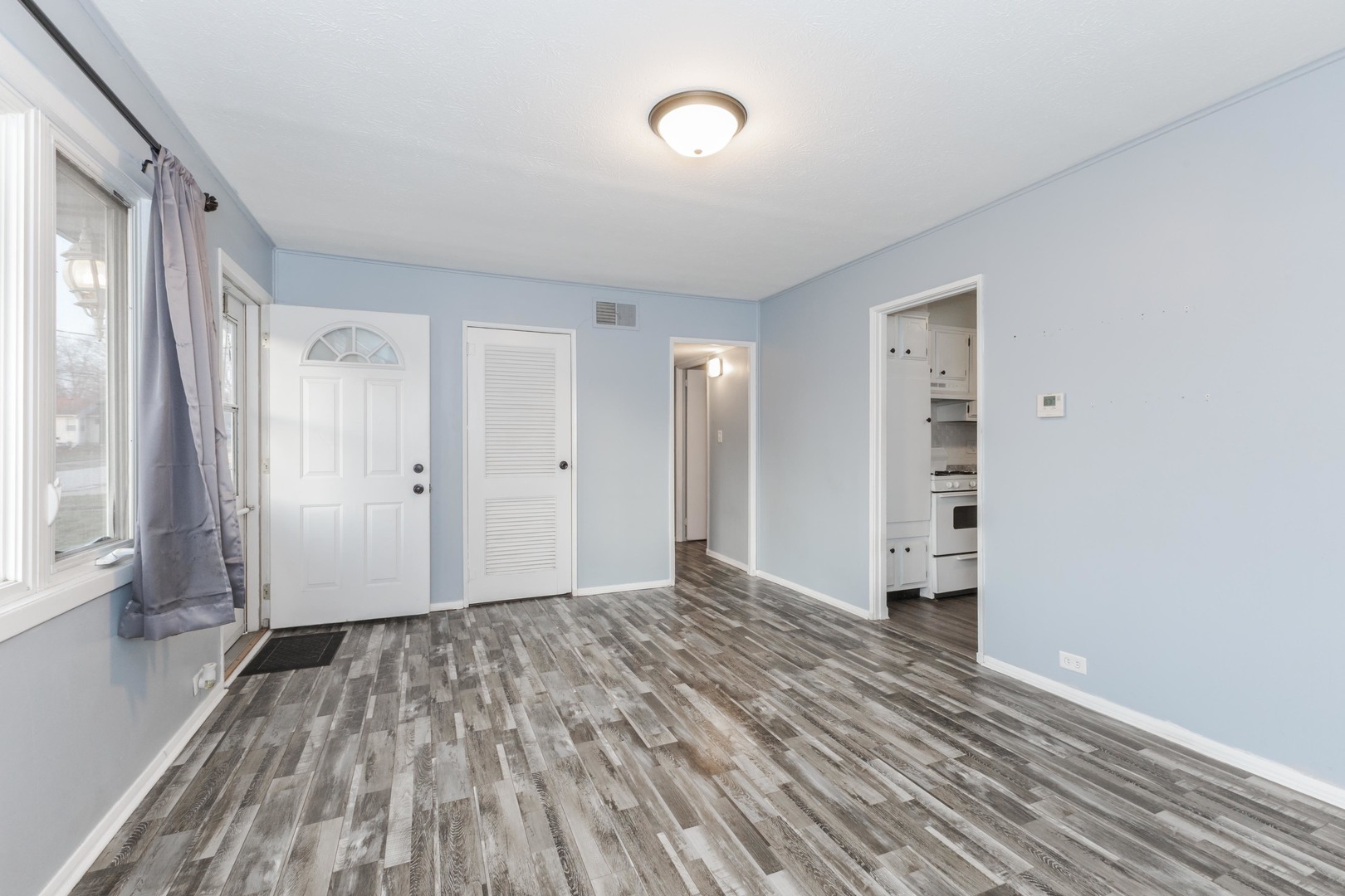 334 E Baker Street, Bloomington, IL 61701