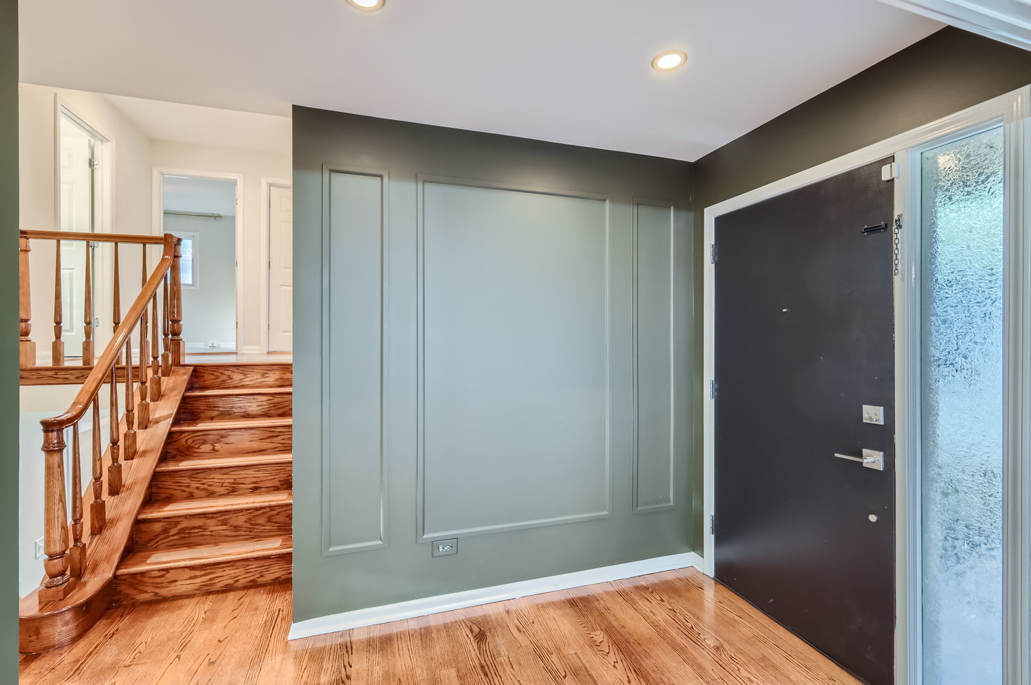 271 S Cedar Avenue, Wood Dale, IL 60191