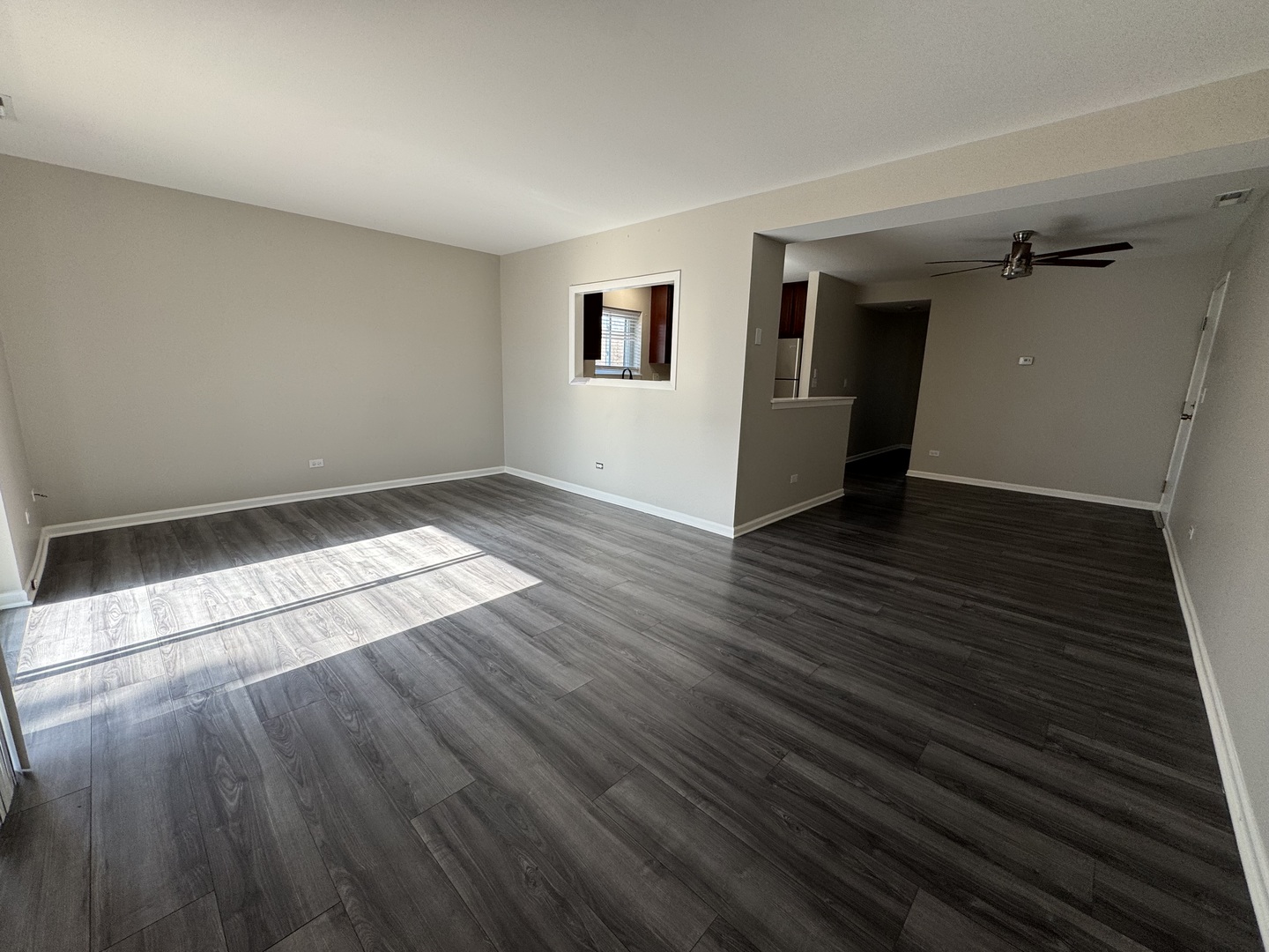 2220 Abbeywood Drive #B, Lisle, IL 60532