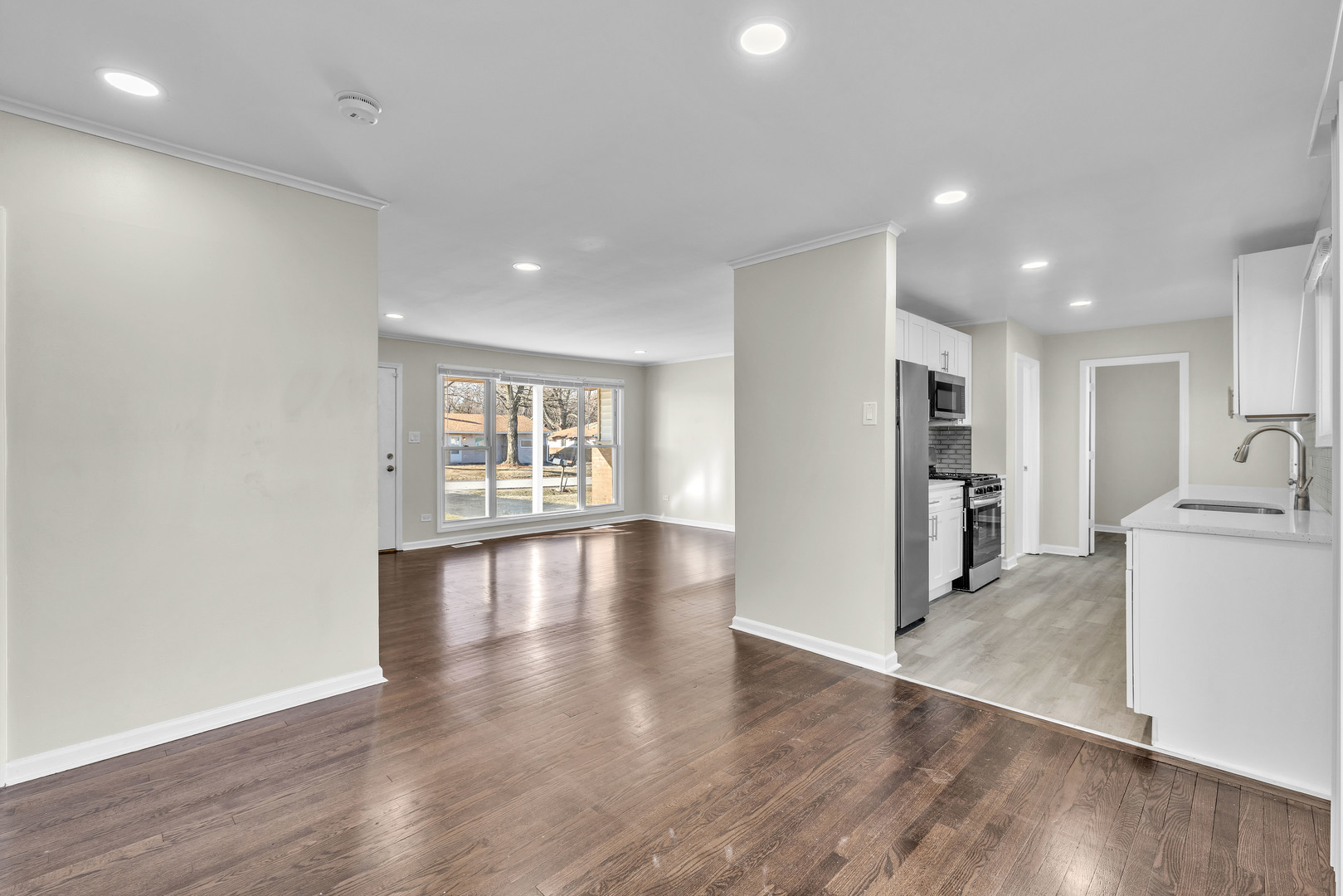 16641 Sawyer Avenue, Markham, IL 60428