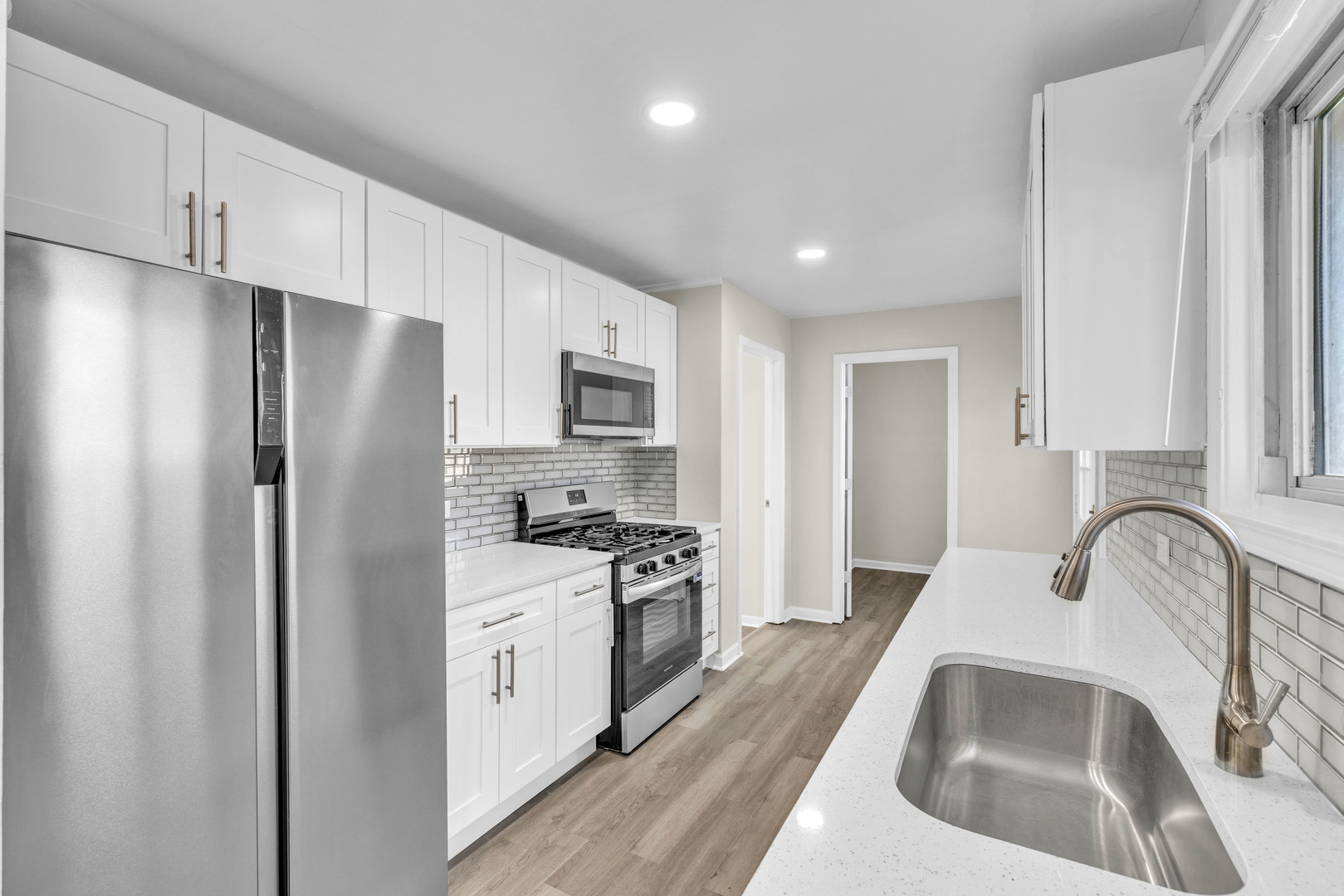 16641 Sawyer Avenue, Markham, IL 60428