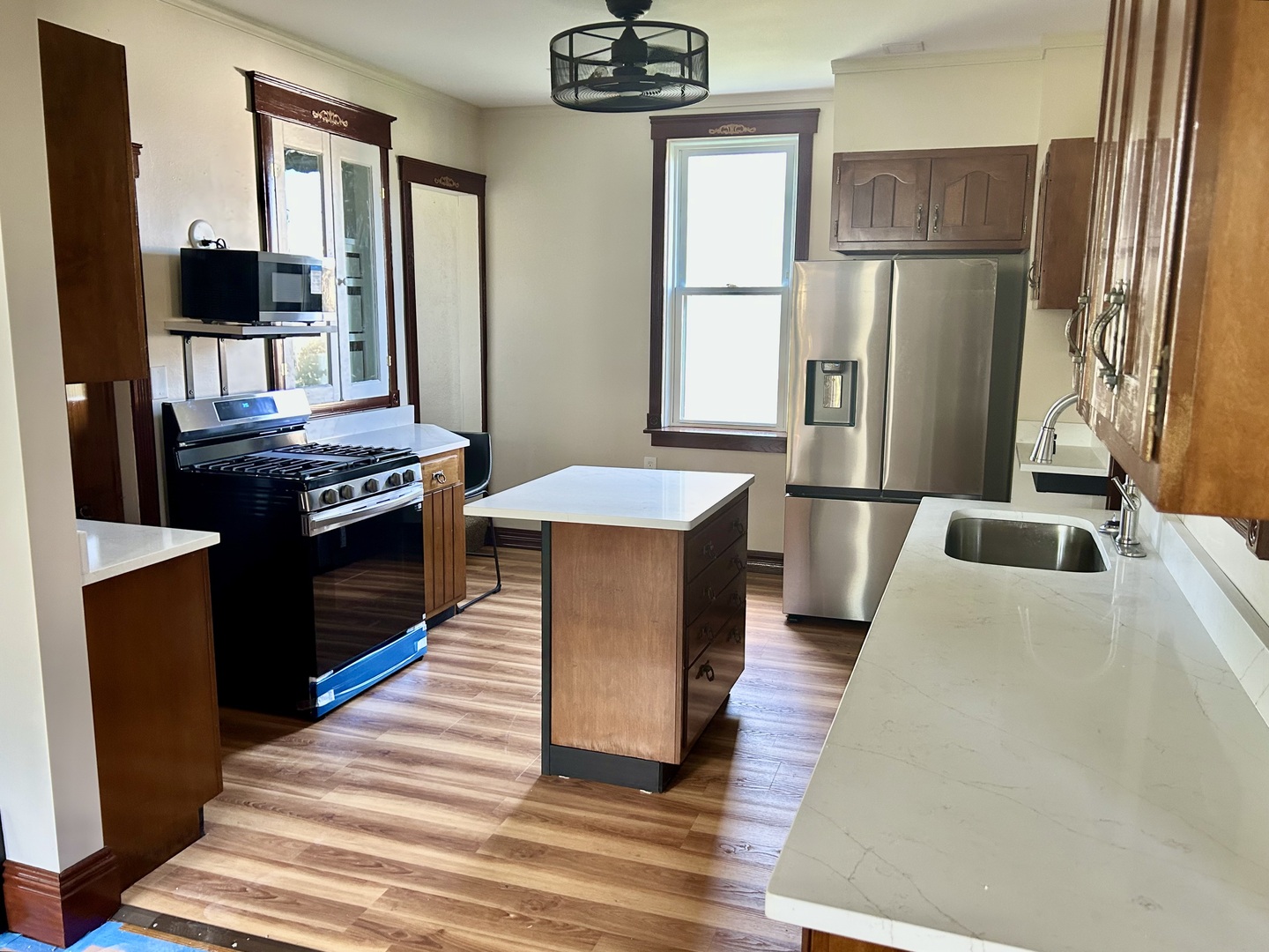 109 S Bureau Avenue, Ladd, IL 61329