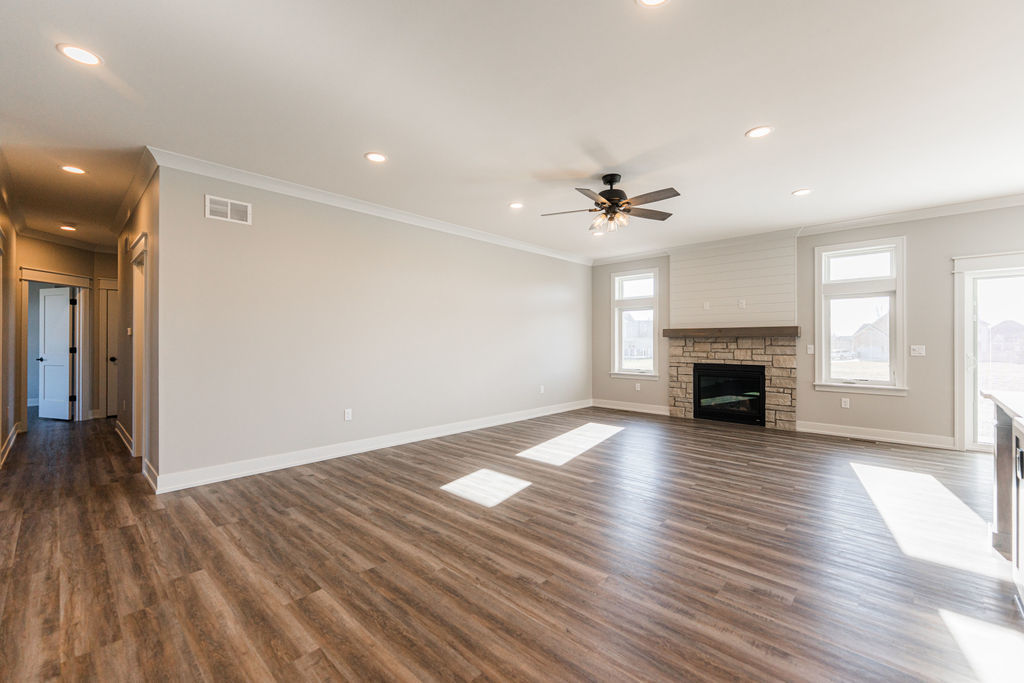 734 Independence Avenue, Sycamore, IL 60178