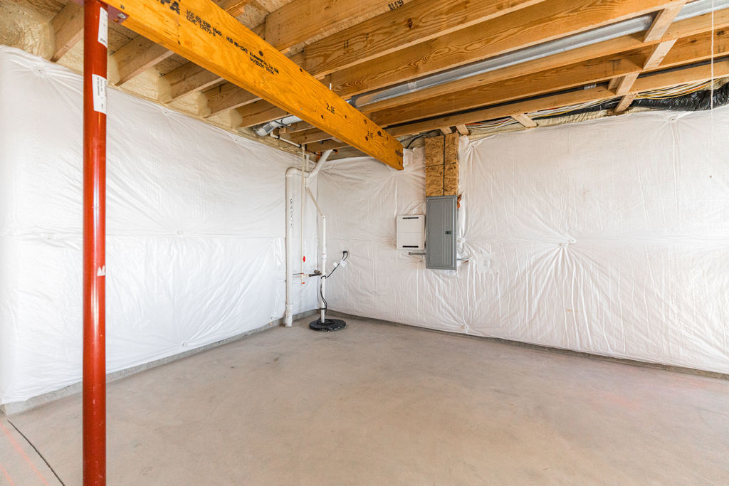 734 Independence Avenue, Sycamore, IL 60178