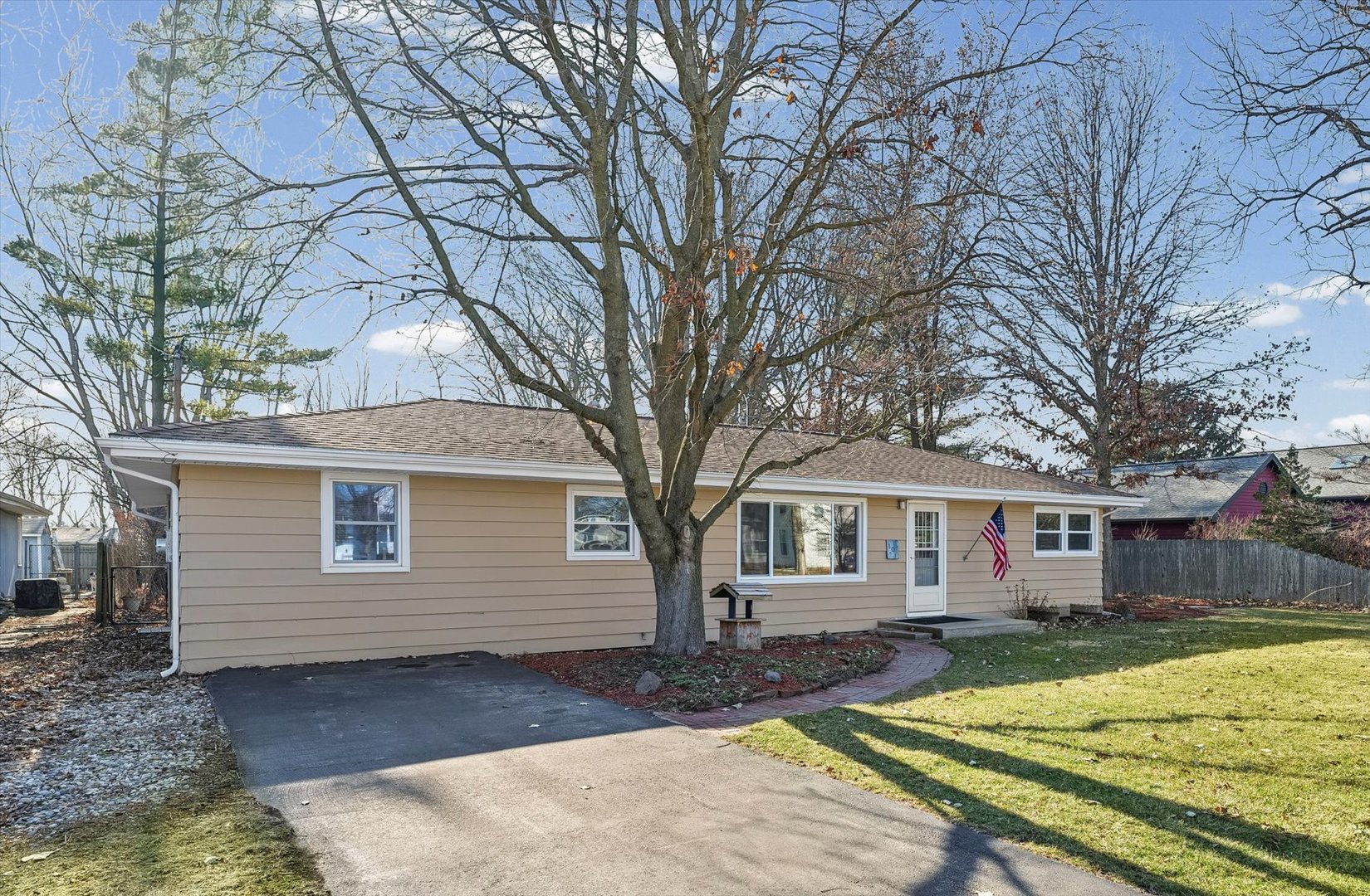 103 W Jefferson Street, Philo, IL 61864