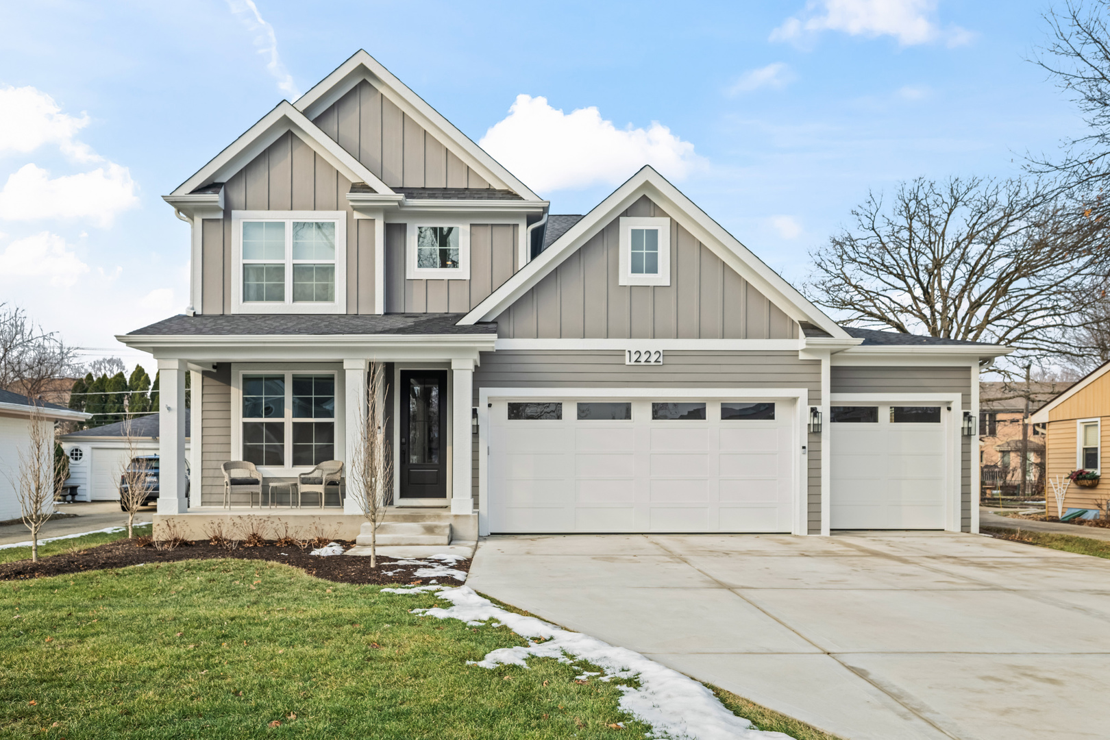 1222 N Walnut Avenue, Arlington Heights, IL 60004