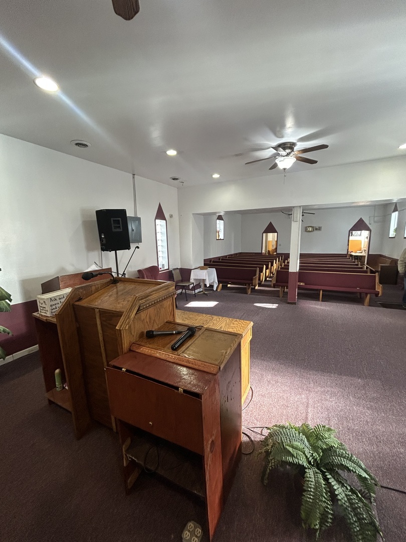 1001 N Springfield Avenue, Chicago, IL 60651