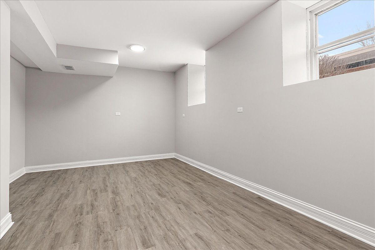 200 W Crawford Street, Peotone, IL 60468