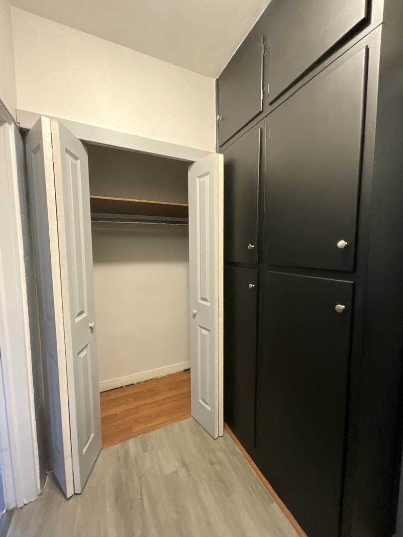 7817 S Phillips Avenue #1, Chicago, IL 60649