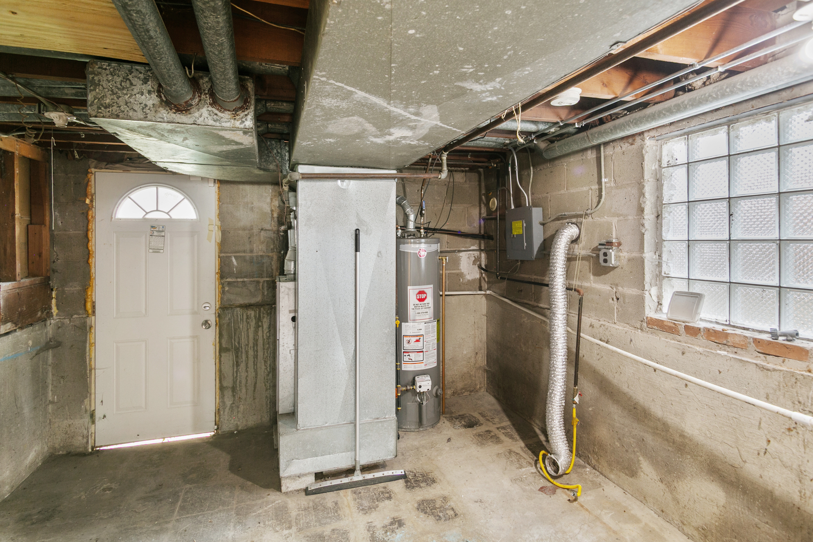 12138 S Elizabeth Street, Chicago, IL 60643