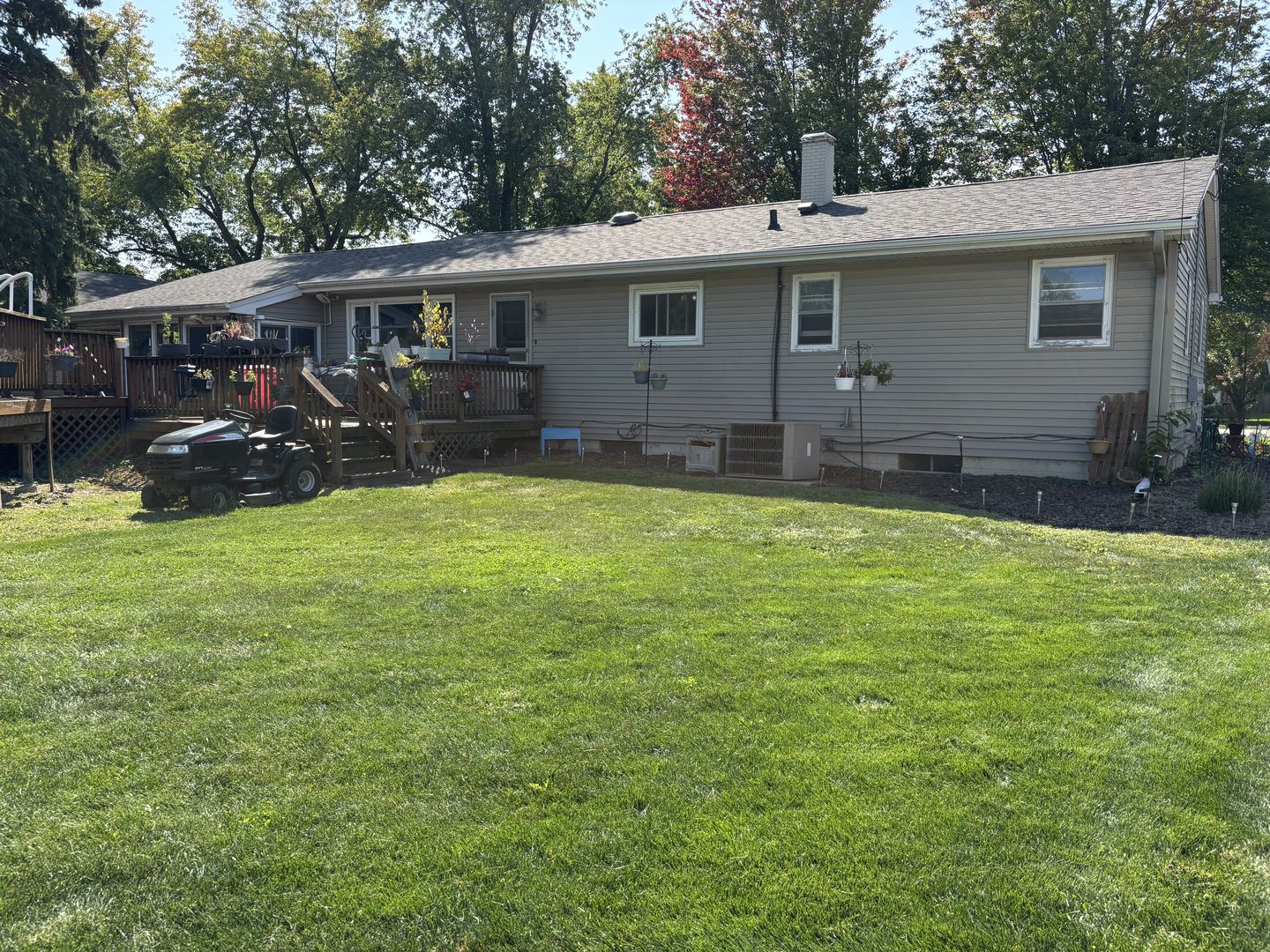 208 N Wabena Avenue, Minooka, IL 60447