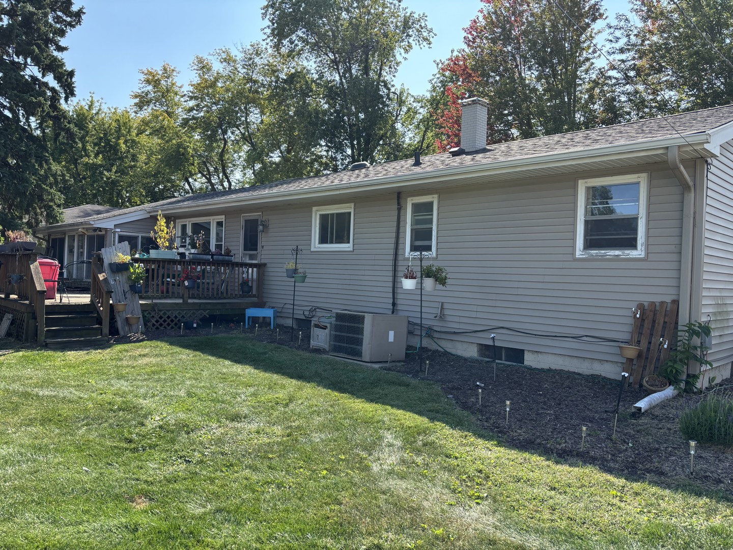 208 N Wabena Avenue, Minooka, IL 60447