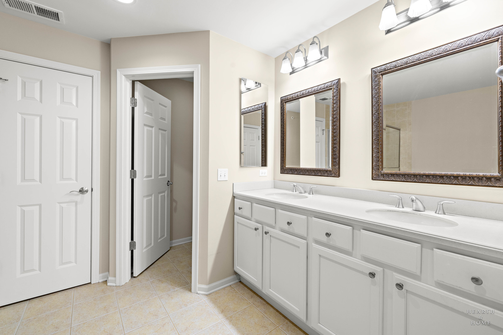 21946 W Tori Lane, Deer Park, IL 60010