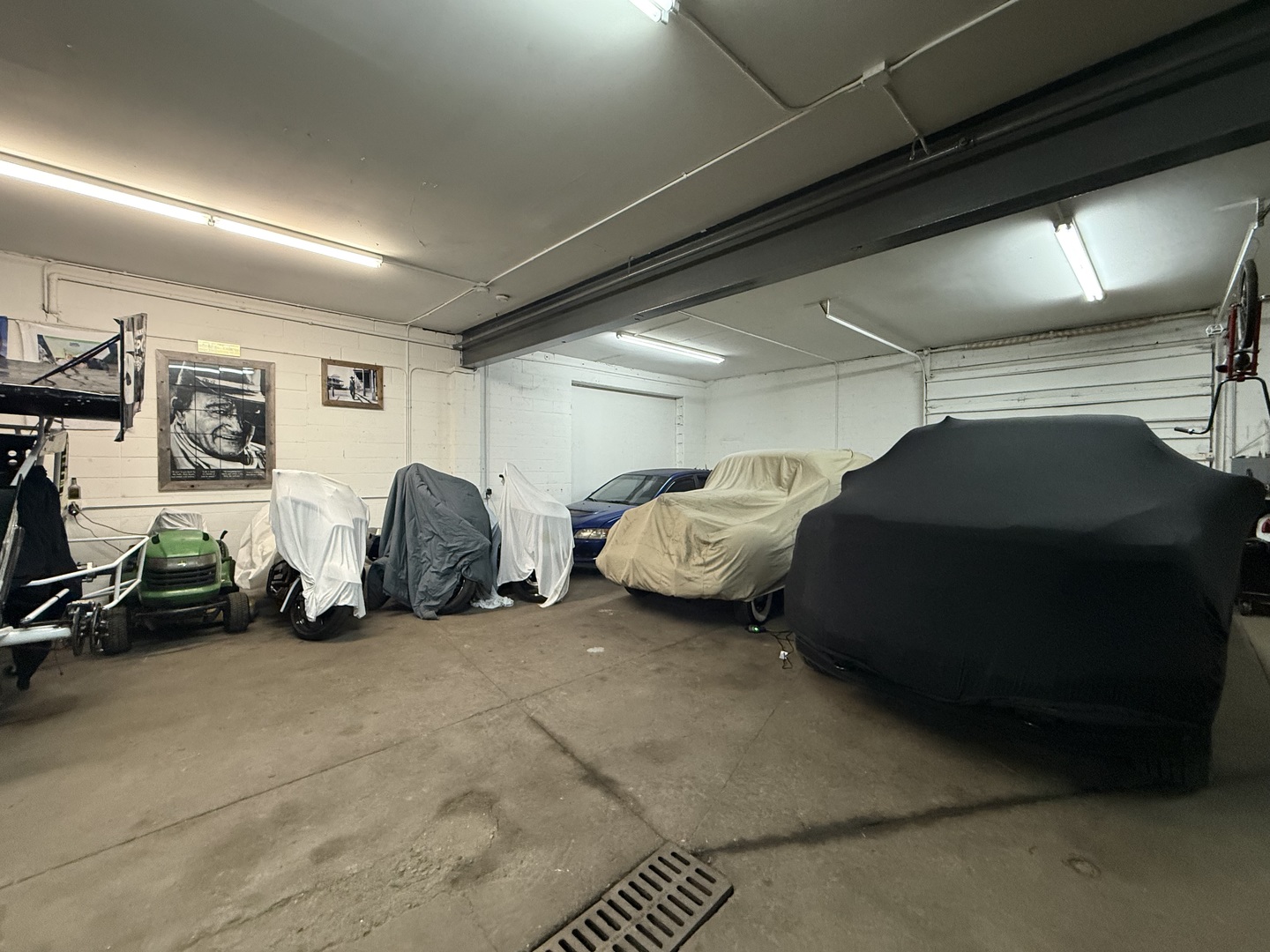 2103 - 2105 Galilee Avenue, Zion, IL 60099